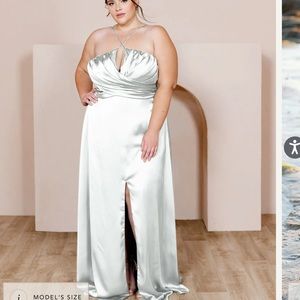 Revelry Nayeli Satin Dress: Size 8 color White Pearl